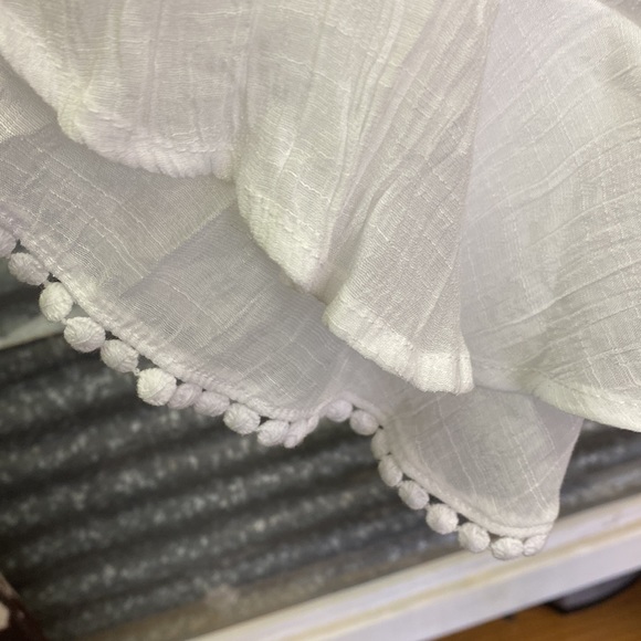 Naif Off the Shoulder White Boho Dress 3/4 length Sleeves - Picture 3 of 6